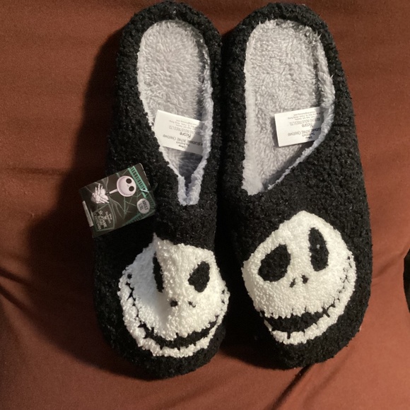 Disney The Nightmare Before Christmas Adult Slippers Size L/XL NWT - Picture 1 of 6